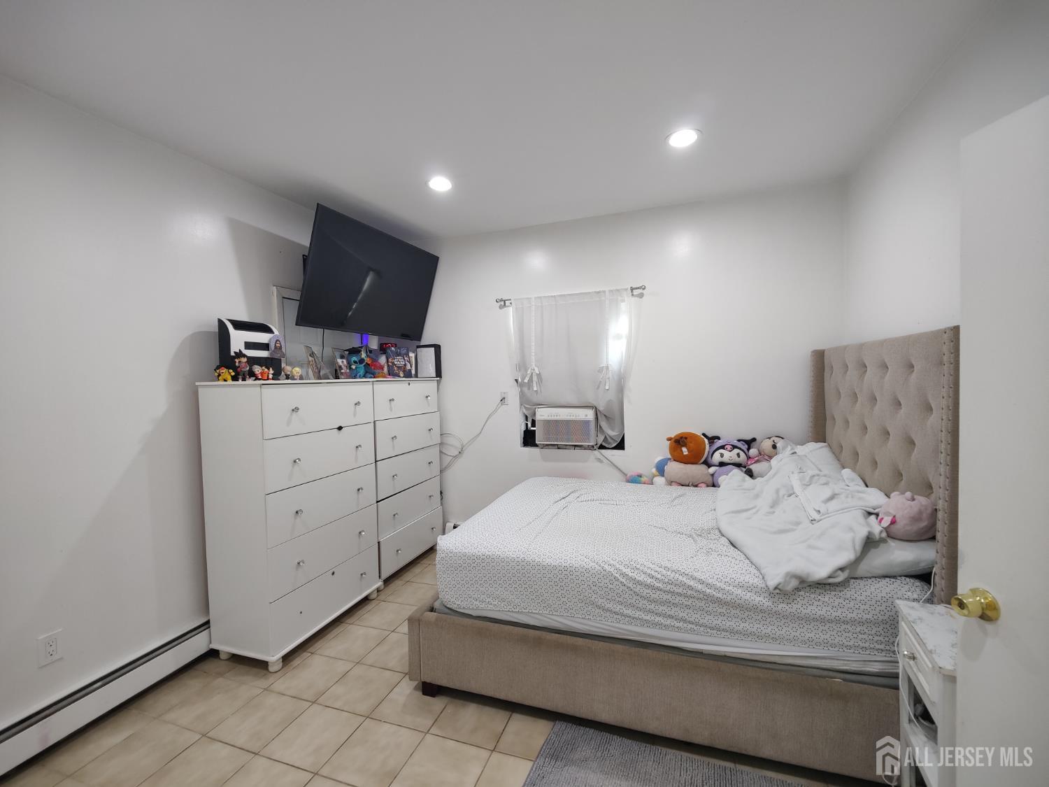 1512 41st Street North Bergen NJ 07087