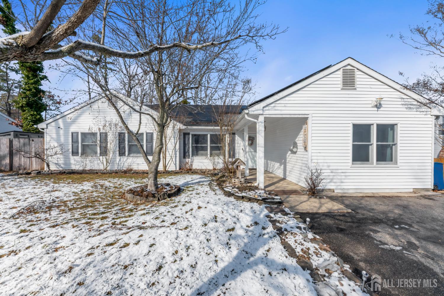 8 Tanglewood Drive Barnegat NJ 08005