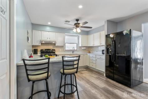 8 Tanglewood Drive Barnegat NJ 08005