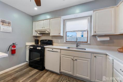 8 Tanglewood Drive Barnegat NJ 08005