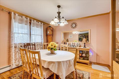 606 Knopf Street Linden NJ 07036