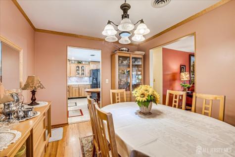 606 Knopf Street Linden NJ 07036