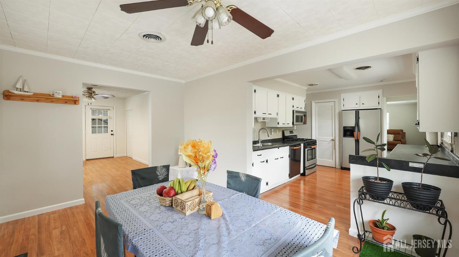 26 Lynn Avenue Middlesex NJ 08846