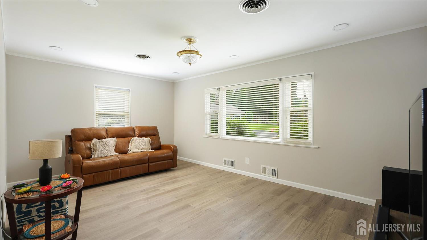 26 Lynn Avenue Middlesex NJ 08846