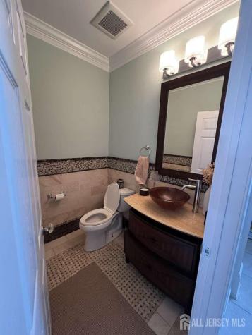 7 Dominic Drive Monroe NJ 08831