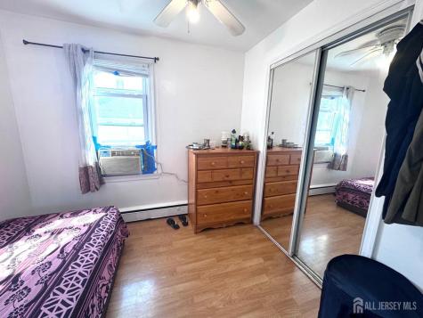 28 Silzer Avenue Avenue Iselin NJ 08830