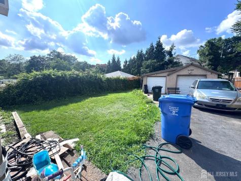 28 Silzer Avenue Avenue Iselin NJ 08830