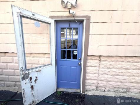 28 Silzer Avenue Avenue Iselin NJ 08830
