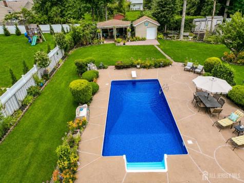 41 Edgewood Avenue Colonia NJ 07067