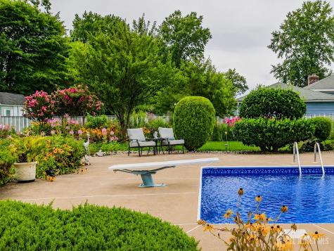 41 Edgewood Avenue Colonia NJ 07067