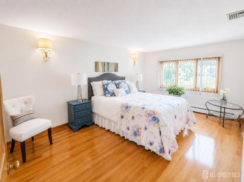 41 Edgewood Avenue Colonia NJ 07067