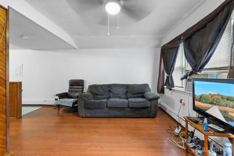 809 Summerfield Avenue South Amboy NJ 08879