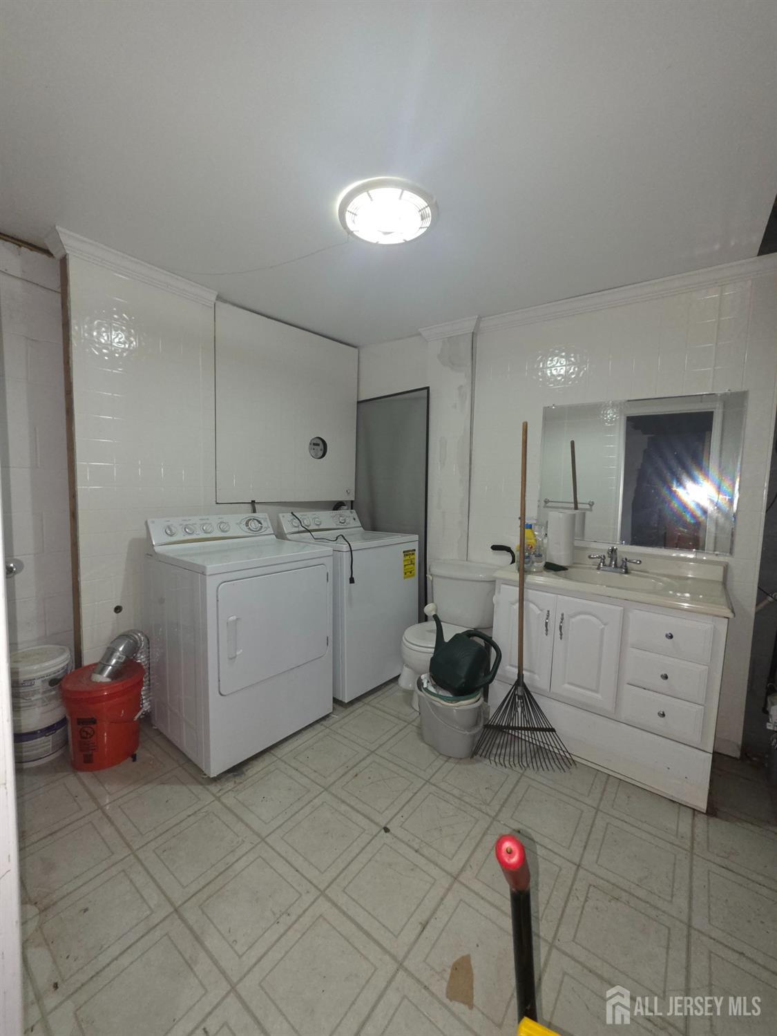 88 Richmond Street Newark NJ 07103
