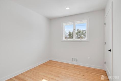 4 Seymour Terrace Piscataway NJ 08854