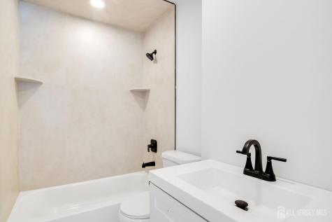4 Seymour Terrace Piscataway NJ 08854