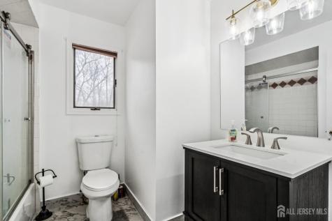 3 Shira Lane Manalapan NJ 07726