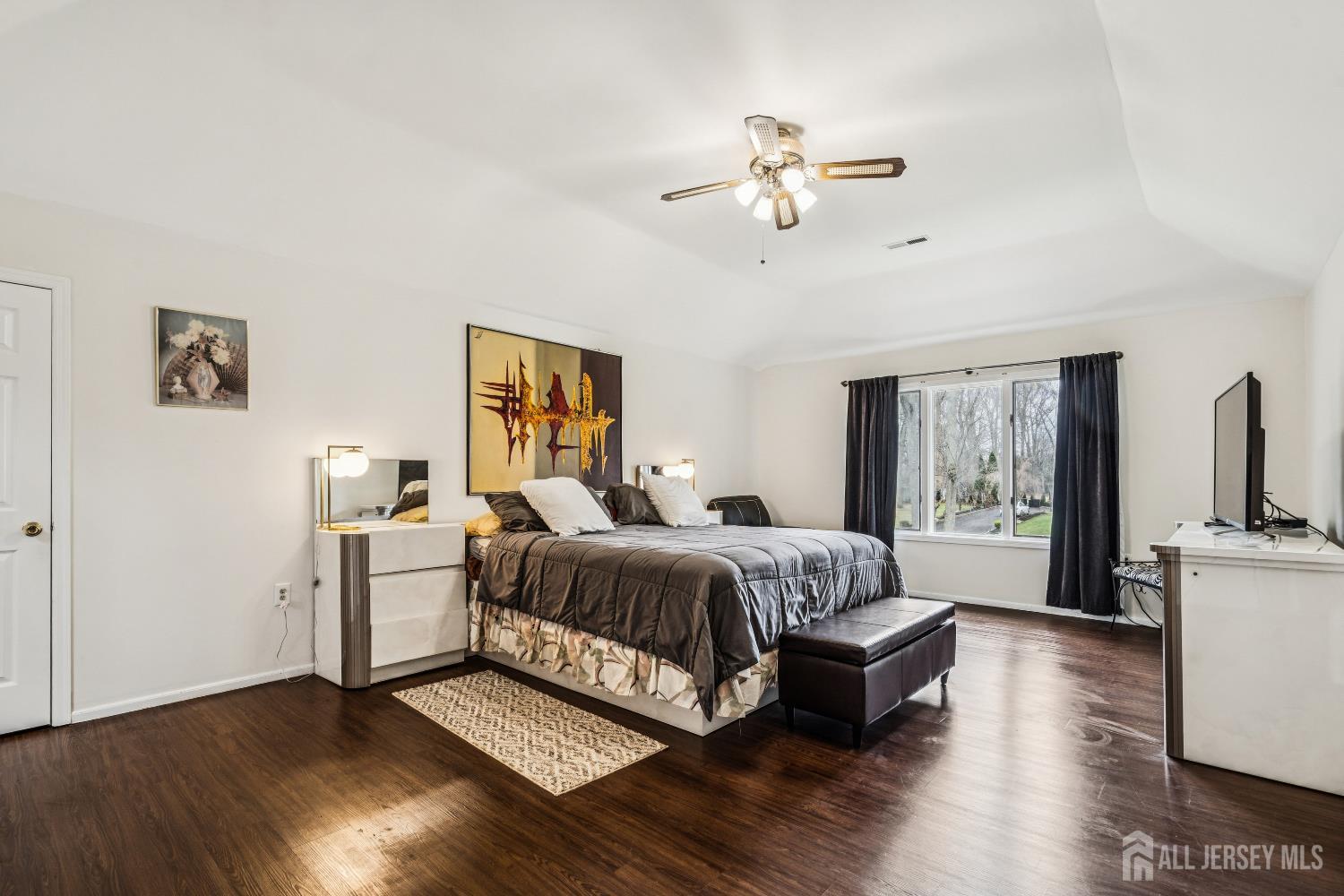 3 Shira Lane Manalapan NJ 07726