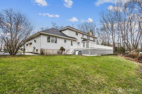 3 Shira Lane Manalapan NJ 07726