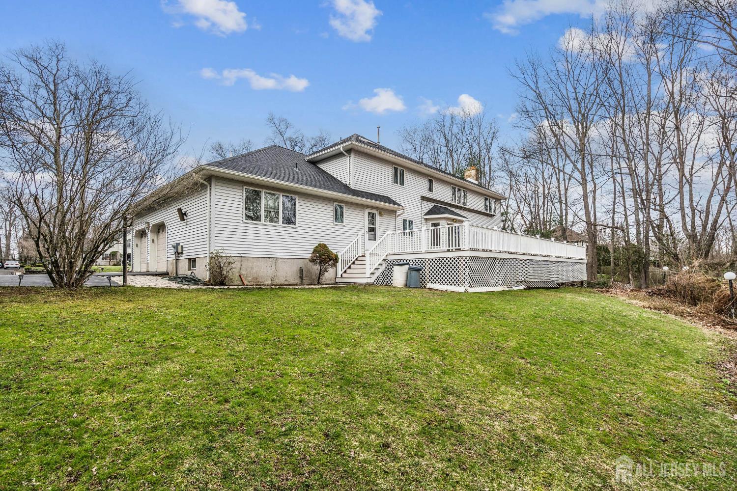 3 Shira Lane Manalapan NJ 07726