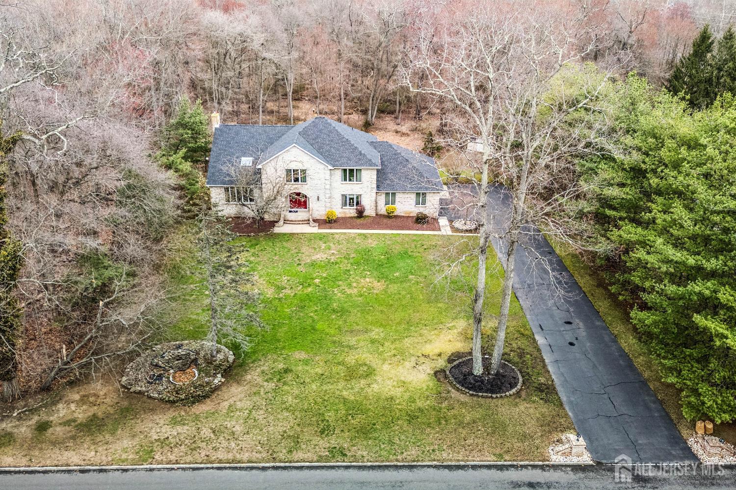 3 Shira Lane Manalapan NJ 07726