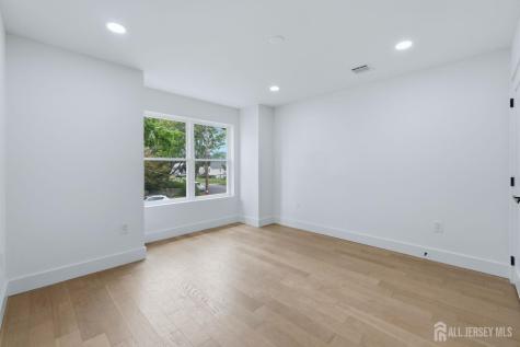 617 Fairview Avenue Piscataway NJ 08854