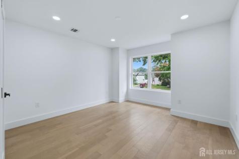 617 Fairview Avenue Piscataway NJ 08854