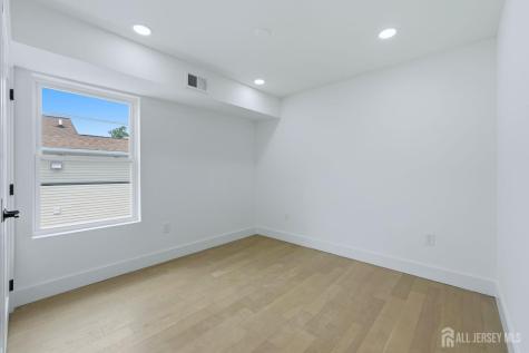 617 Fairview Avenue Piscataway NJ 08854