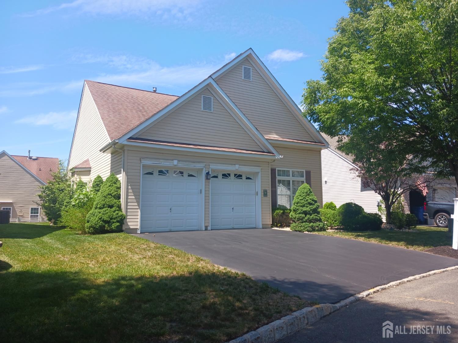 6 Holly Manor Court Helmetta NJ 08828