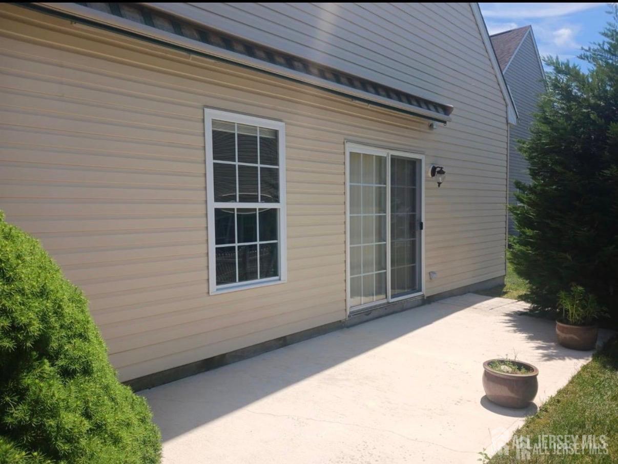 6 Holly Manor Court Helmetta NJ 08828