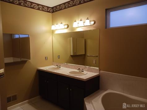 6 Holly Manor Court Helmetta NJ 08828