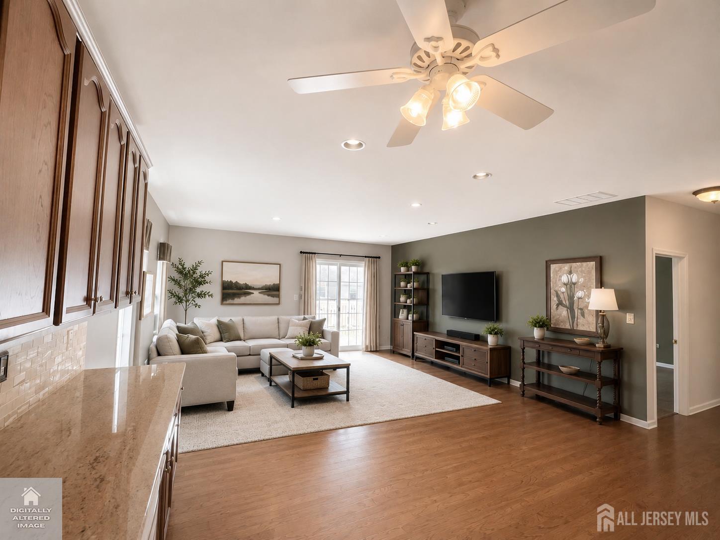 6 Holly Manor Court Helmetta NJ 08828
