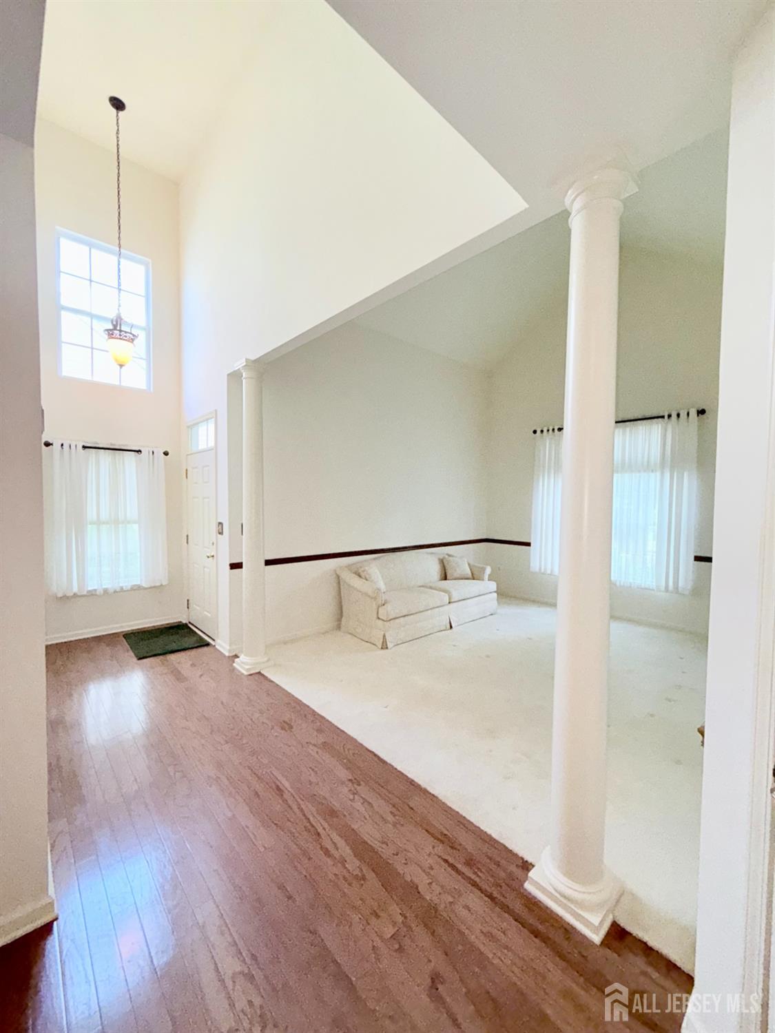 6 Holly Manor Court Helmetta NJ 08828