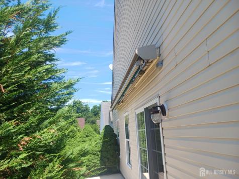 6 Holly Manor Court Helmetta NJ 08828