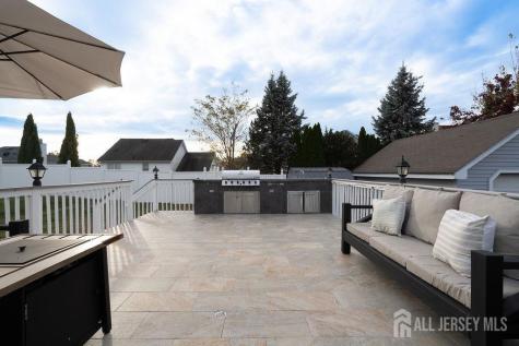 25 Reid Street Sayreville NJ 08872