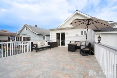 25 Reid Street Sayreville NJ 08872