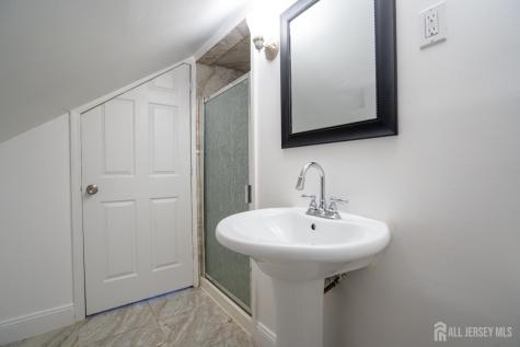 25 Reid Street Sayreville NJ 08872