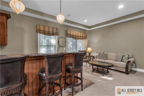 12 White Oak Lane Matawan NJ 07747