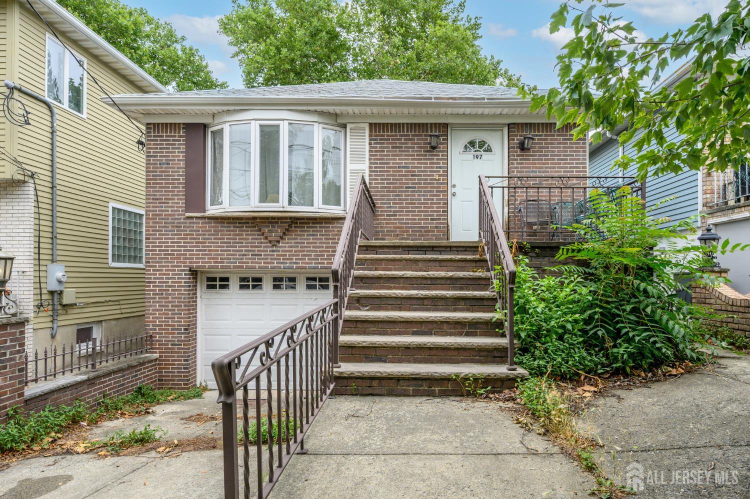 197 W 26th Street W Bayonne NJ 07002