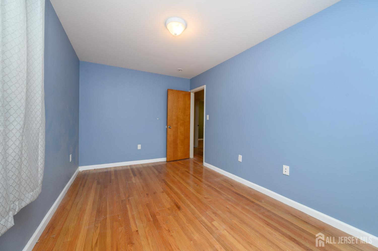 197 W 26th Street W Bayonne NJ 07002