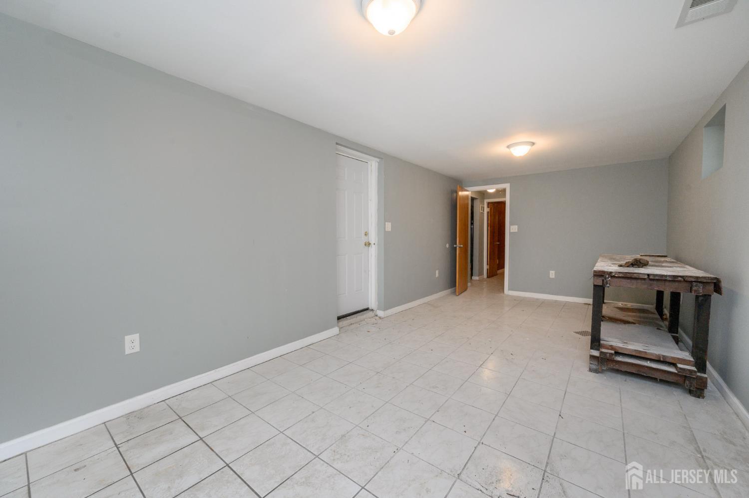 197 W 26th Street W Bayonne NJ 07002
