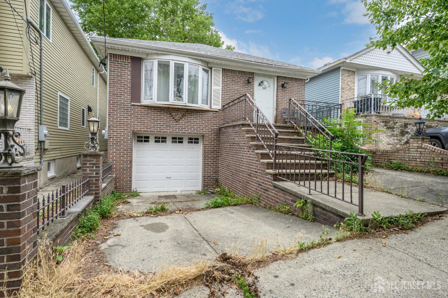 197 W 26th Street W Bayonne NJ 07002