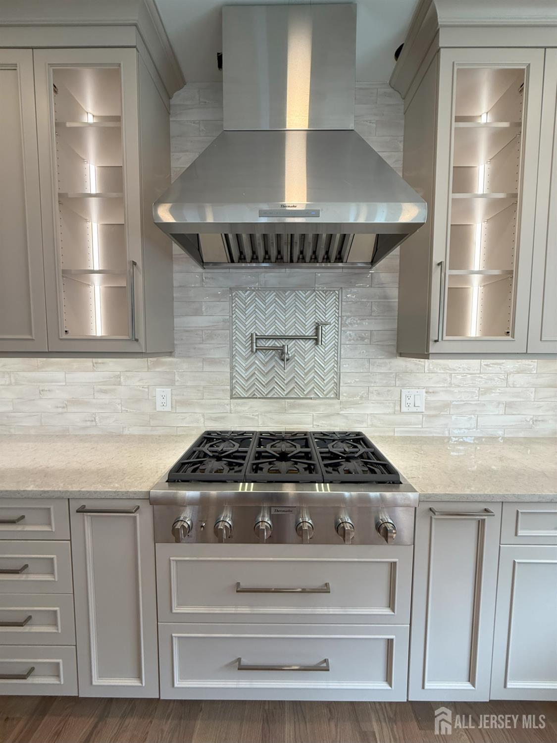 2 Joye Lane South Brunswick NJ 08852