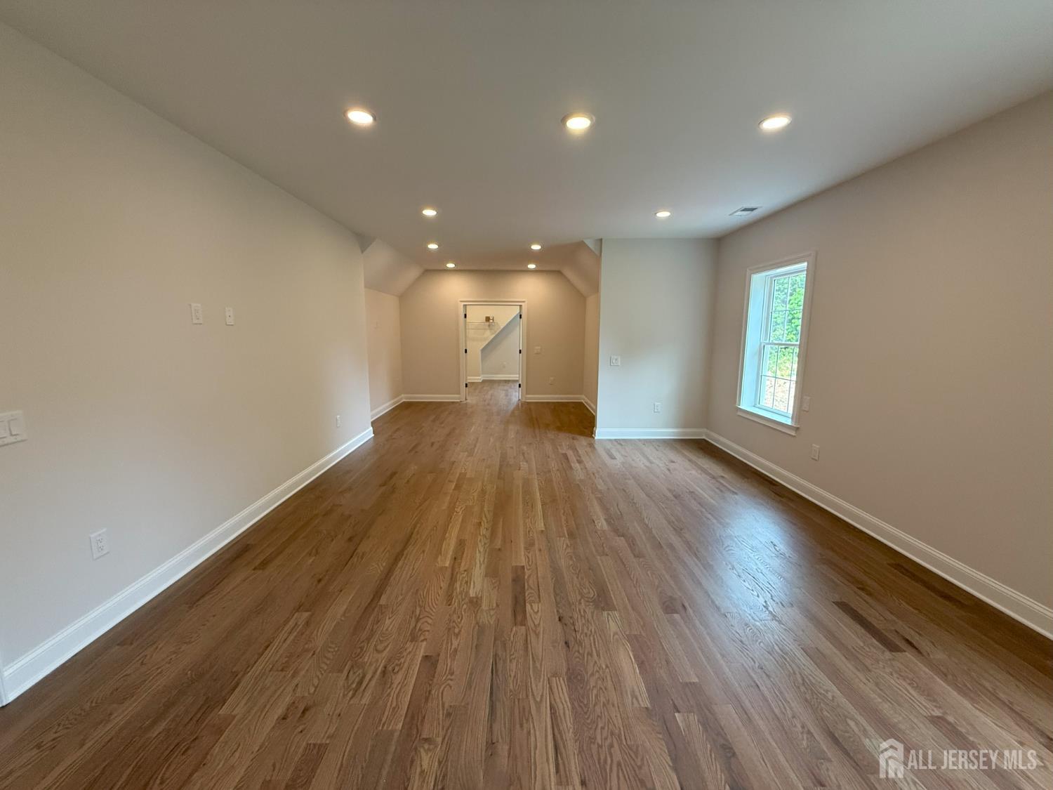 2 Joye Lane South Brunswick NJ 08852