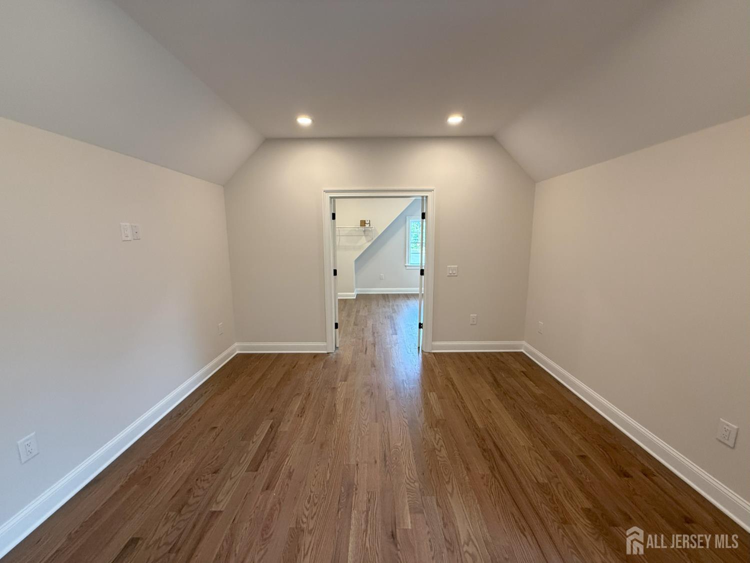 2 Joye Lane South Brunswick NJ 08852