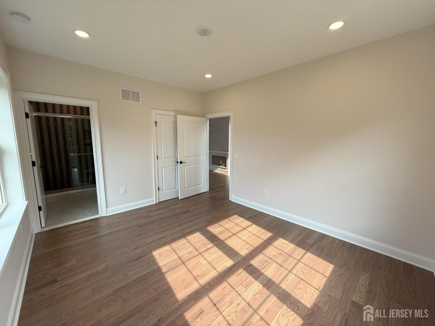 2 Joye Lane South Brunswick NJ 08852