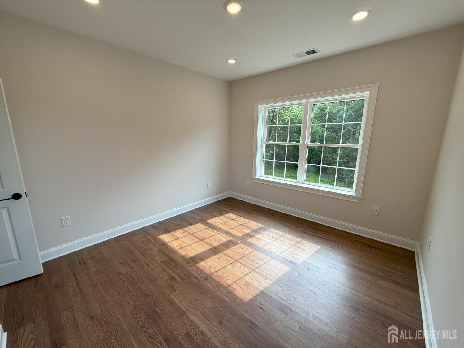 2 Joye Lane South Brunswick NJ 08852