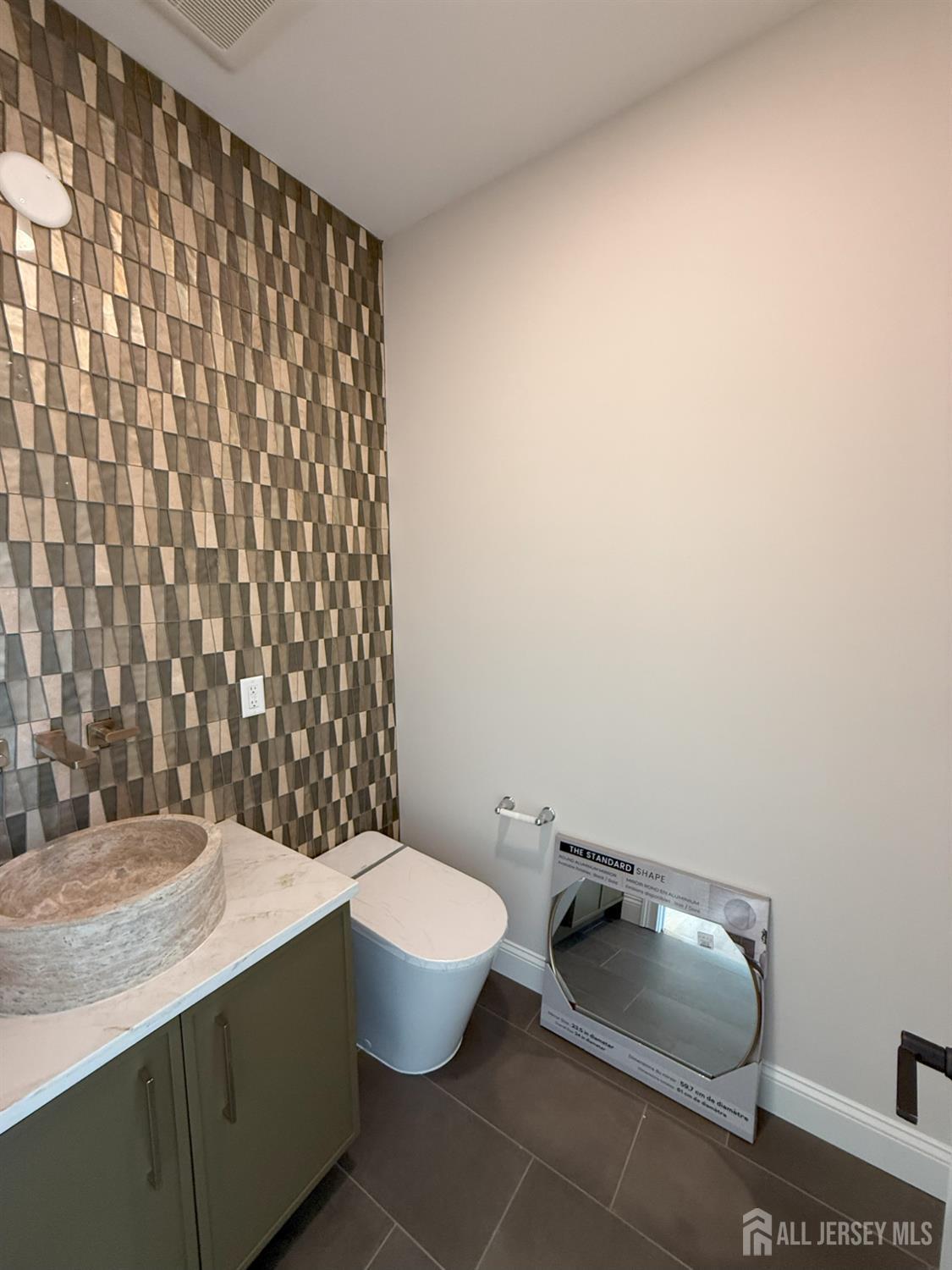 2 Joye Lane South Brunswick NJ 08852