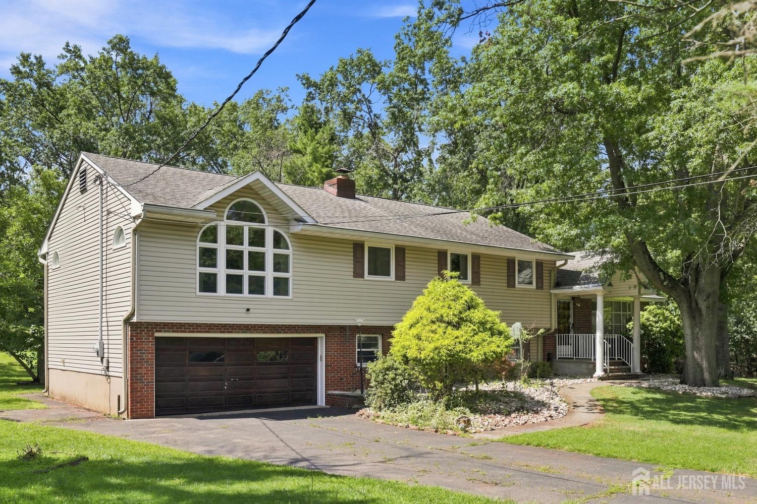 470 Blue Rige Avenue Piscataway NJ 08854