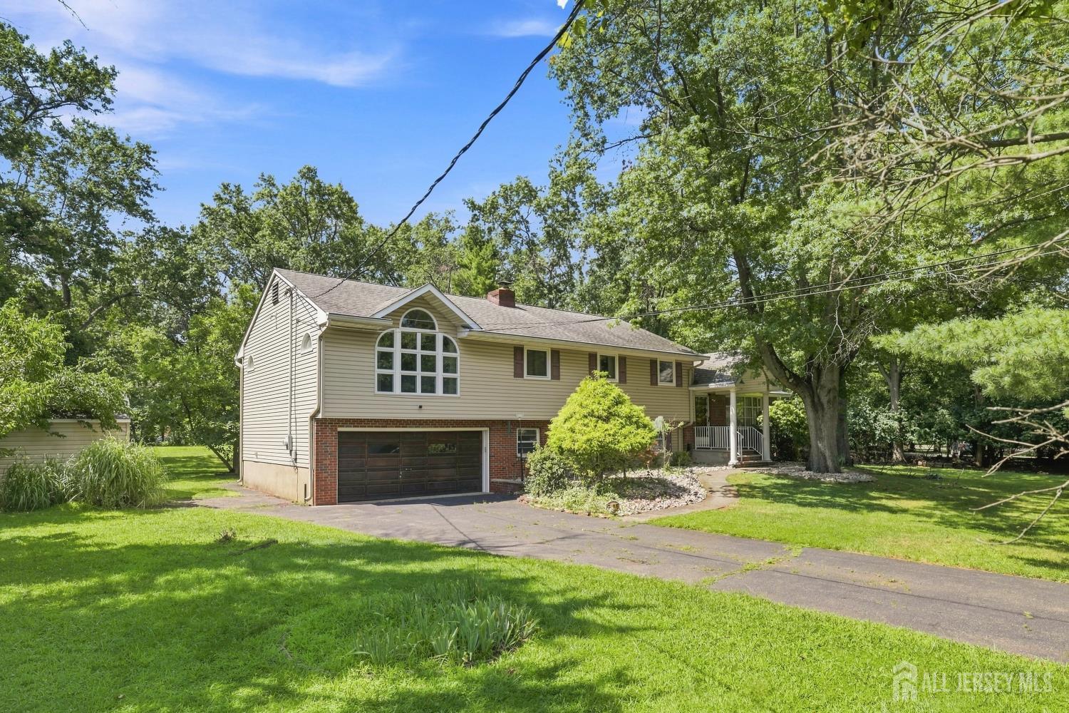 470 Blue Rige Avenue Piscataway NJ 08854