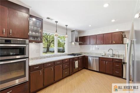 1622 Taylor Drive North Brunswick NJ 08902